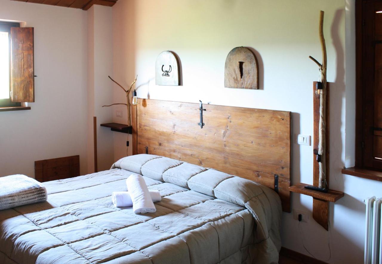 Country House Ca' Vernaccia Hostal Urbino Exterior foto