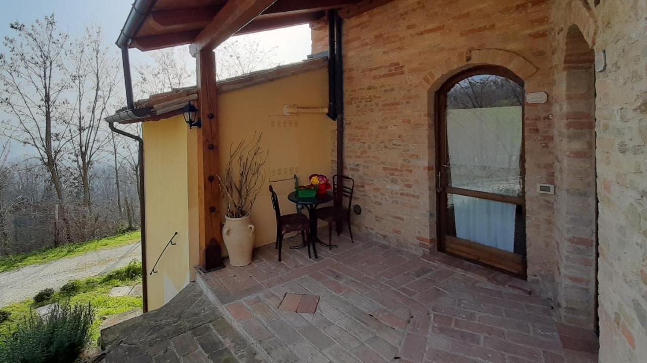 Country House Ca' Vernaccia Hostal Urbino Exterior foto