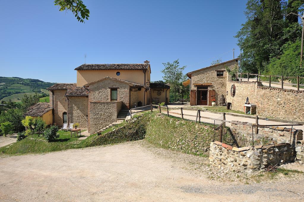Country House Ca' Vernaccia Hostal Urbino Exterior foto